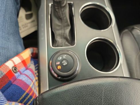 Used 2012 Ford Explorer Limited image 24