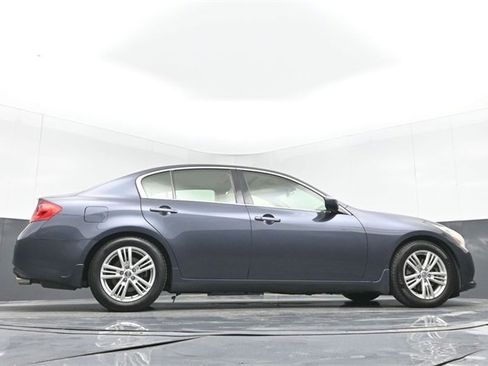Used 2013 INFINITI G37 Journey w/ Premium Pkg image 47