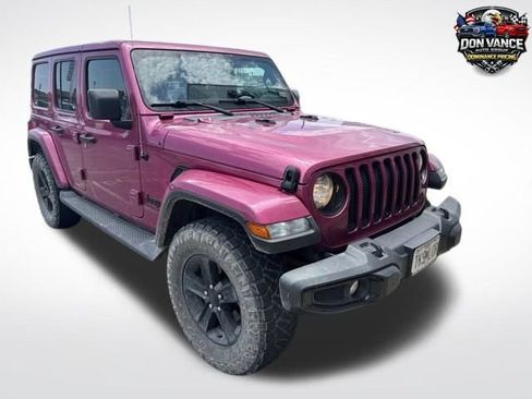 Used 2021 Jeep Wrangler Unlimited Sahara AWD/4WD image 2