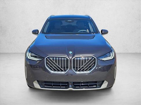 Certified 2025 BMW X3 xDrive30i w/ Convenience Package image 2