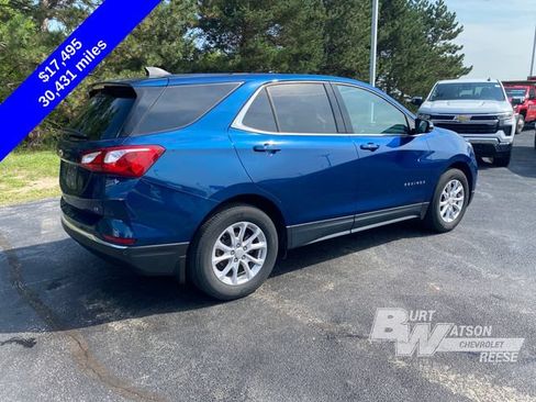 Used 2019 Chevrolet Equinox LT w/ Driver Convenience Package FWD image 5