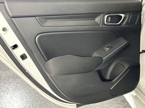 Used 2022 Honda Civic EX image 31