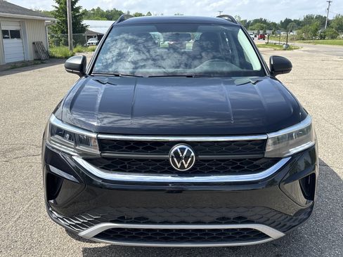 Used 2022 Volkswagen Taos S AWD/4WD image 11