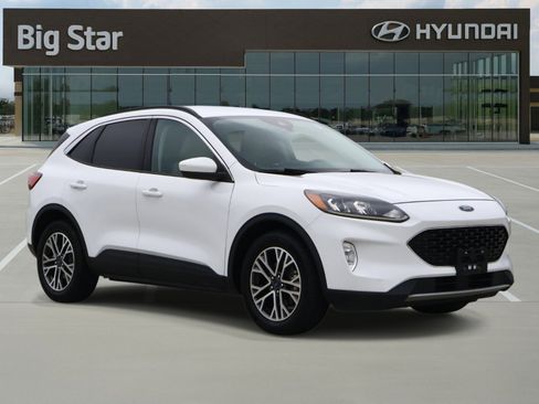 Used 2020 Ford Escape SEL FWD image 6