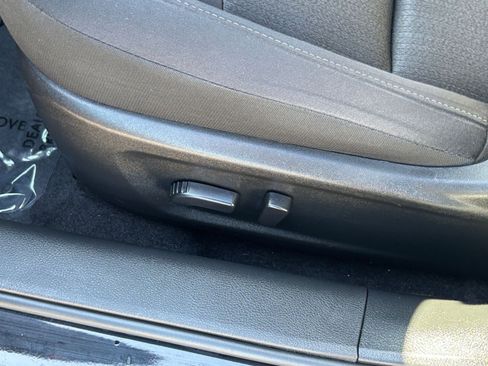 Used 2025 Nissan Altima 2.5 SV FWD image 22