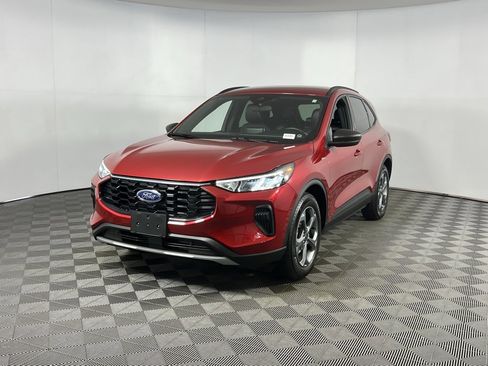 Used 2025 Ford Escape ST-Line image 12