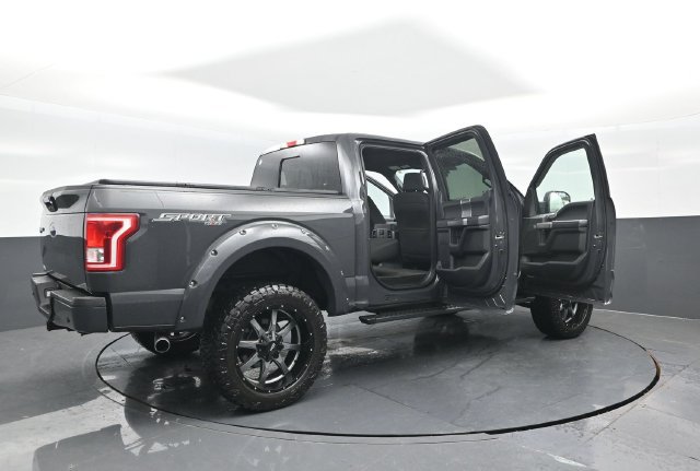 Used 2016 Ford F150 XLT w/ Equipment Group 302A Luxury AWD/4WD image 26