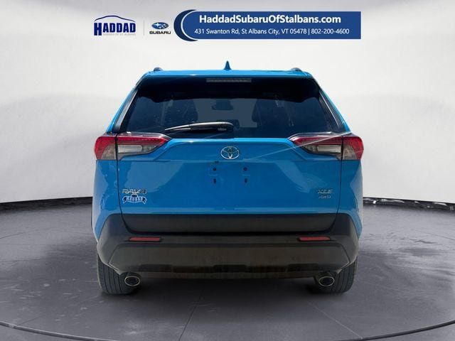 Used 2020 Toyota RAV4 XLE w/ Convenience Package AWD/4WD image 4