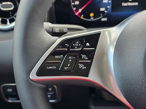 New 2026 Mercedes-Benz GLB 250 4MATIC image 20