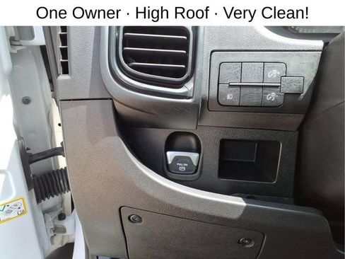 Used 2025 RAM ProMaster 2500 w/ Convenience Group FWD image 14