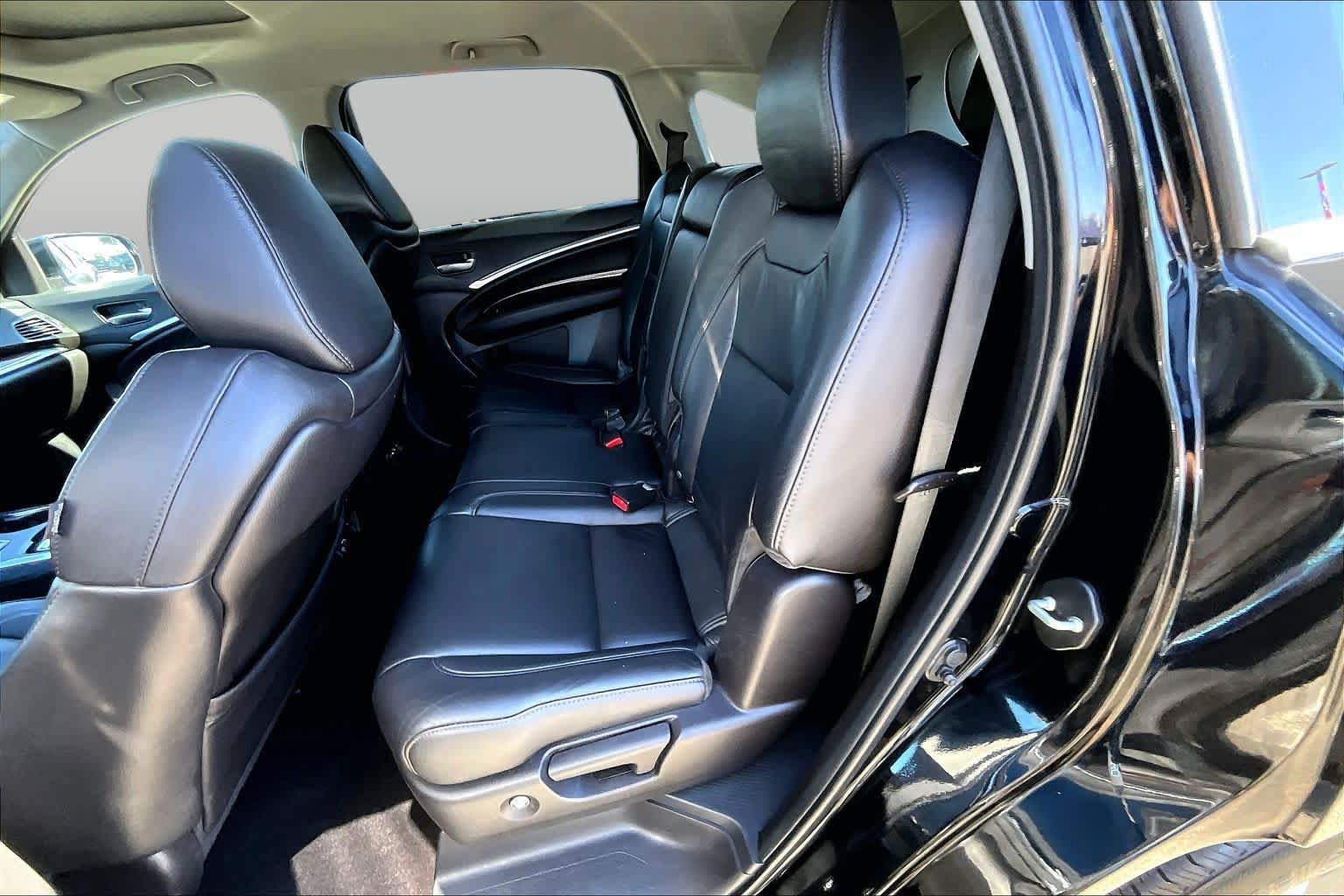 Used 2020 Acura MDX FWD image 20