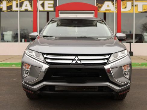 Used 2020 Mitsubishi Eclipse Cross SE FWD image 2