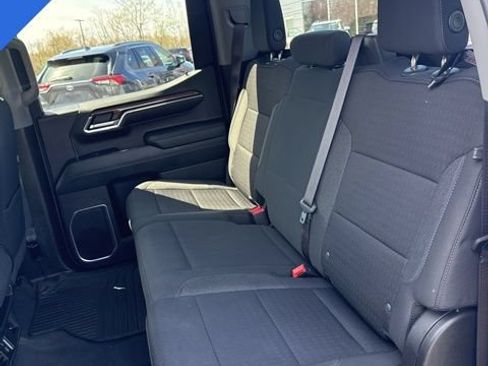 Used 2024 Chevrolet Silverado 1500 LT AWD/4WD image 19