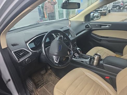 Used 2018 Ford Edge SEL w/ Equipment Group 201A AWD/4WD image 7