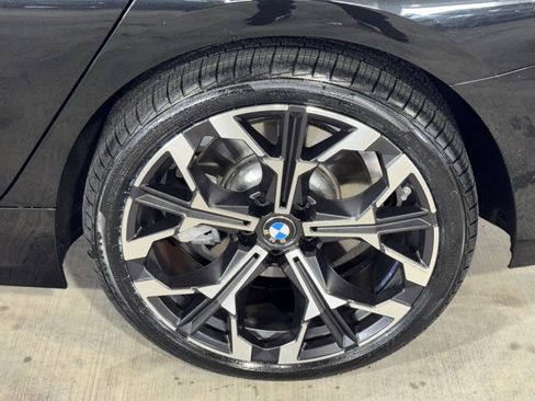 Certified 2025 BMW 330i Sedan w/ Premium Package image 36