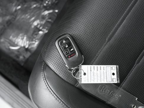 Used 2023 Honda CR-V EX-L image 44