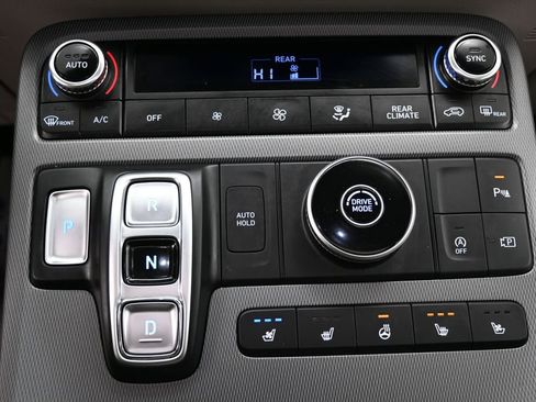 Used 2024 Hyundai Palisade Limited image 30