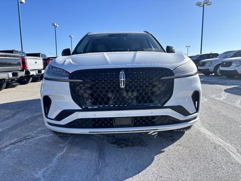 New 2026 Lincoln Aviator Reserve w/ Jet Appearance Package image 10