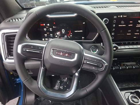 New 2026 GMC Canyon Elevation w/ Convenience Package image 10