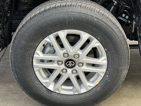 New 2026 Toyota Tundra SR5 w/ SR5 Premium Package image 6