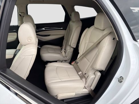 Used 2023 Buick Enclave Essence FWD image 13