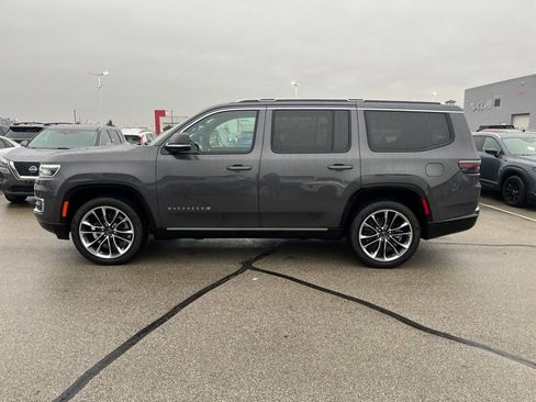 Used 2024 Jeep Wagoneer Series III w/ Premium Group I image 4