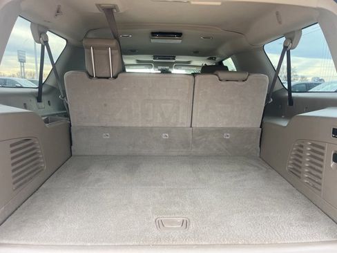 Used 2017 Chevrolet Suburban Premier image 48