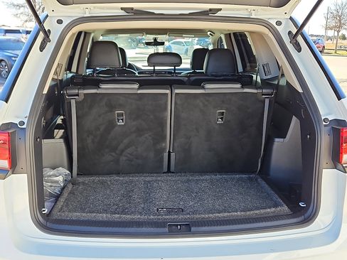 Used 2023 Volkswagen Atlas SE image 6