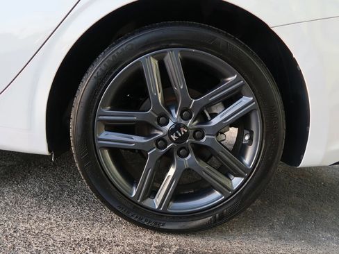 Used 2019 Kia Forte S image 54