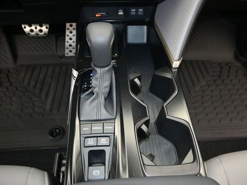 New 2026 Toyota Camry SE image 8