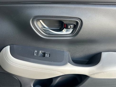 New 2026 Honda HR-V LX image 20