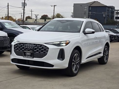 New 2025 Audi Q5 Premium image 6