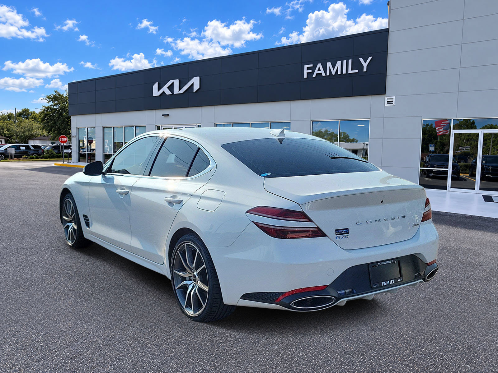 Used 2024 Genesis G70 2.5T AWD/4WD image 4