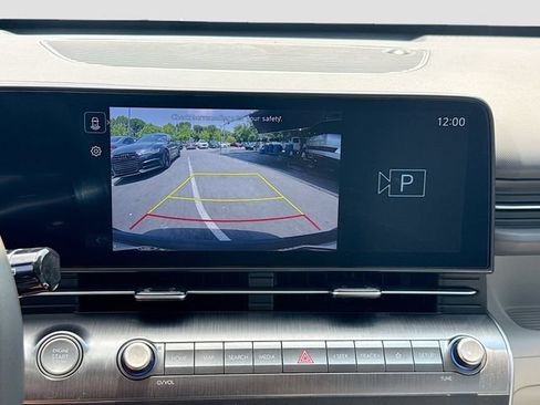 Certified 2024 Hyundai Kona SEL FWD image 13