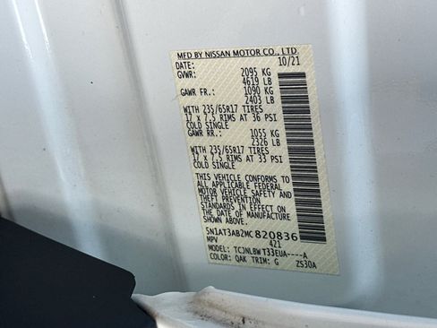 Certified 2021 Nissan Rogue S image 32