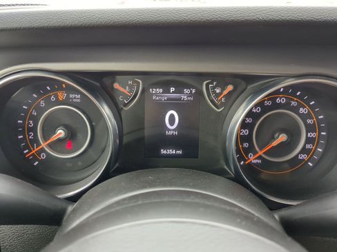 Used 2023 Jeep Gladiator Sport image 17