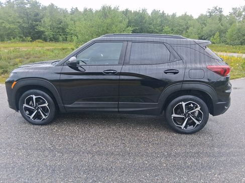 Used 2023 Chevrolet TrailBlazer RS w/ Convenience Package AWD/4WD image 8