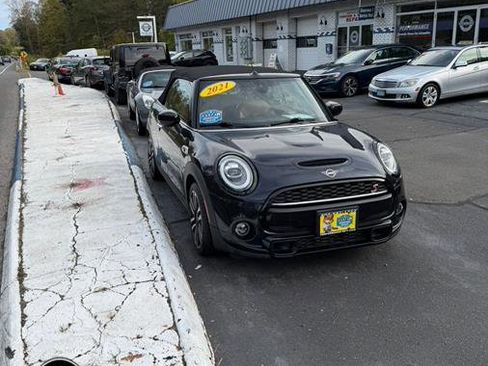 Used 2021 MINI Cooper S image 41
