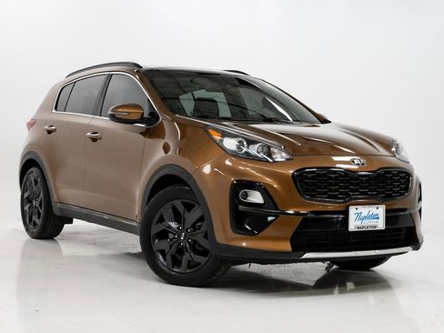 Used 2020 Kia Sportage S w/ S Sunroof Package image 5