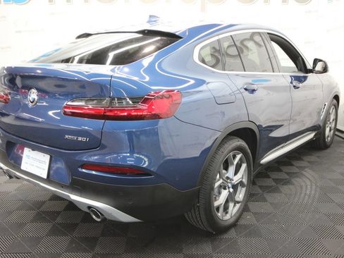 Used 2021 BMW X4 xDrive30i w/ Executive Package AWD/4WD image 8