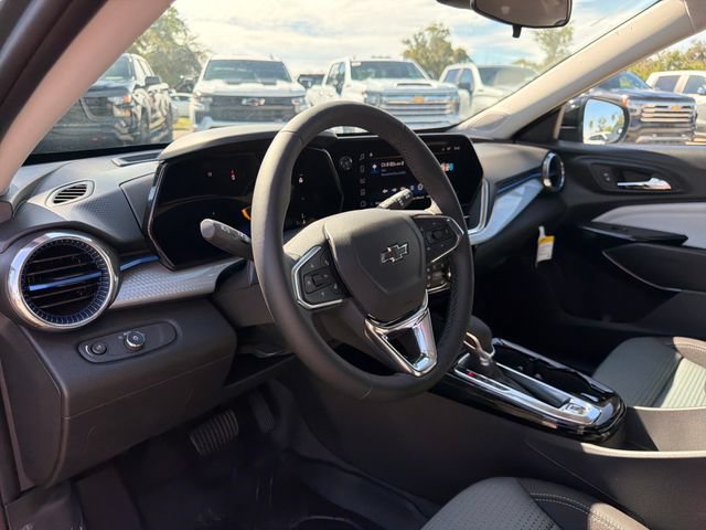 New 2026 Chevrolet Trax LT w/ Driver Confidence Package FWD image 23