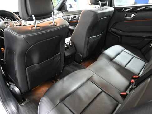 Used 2016 Mercedes-Benz E 350 4MATIC Sedan image 13