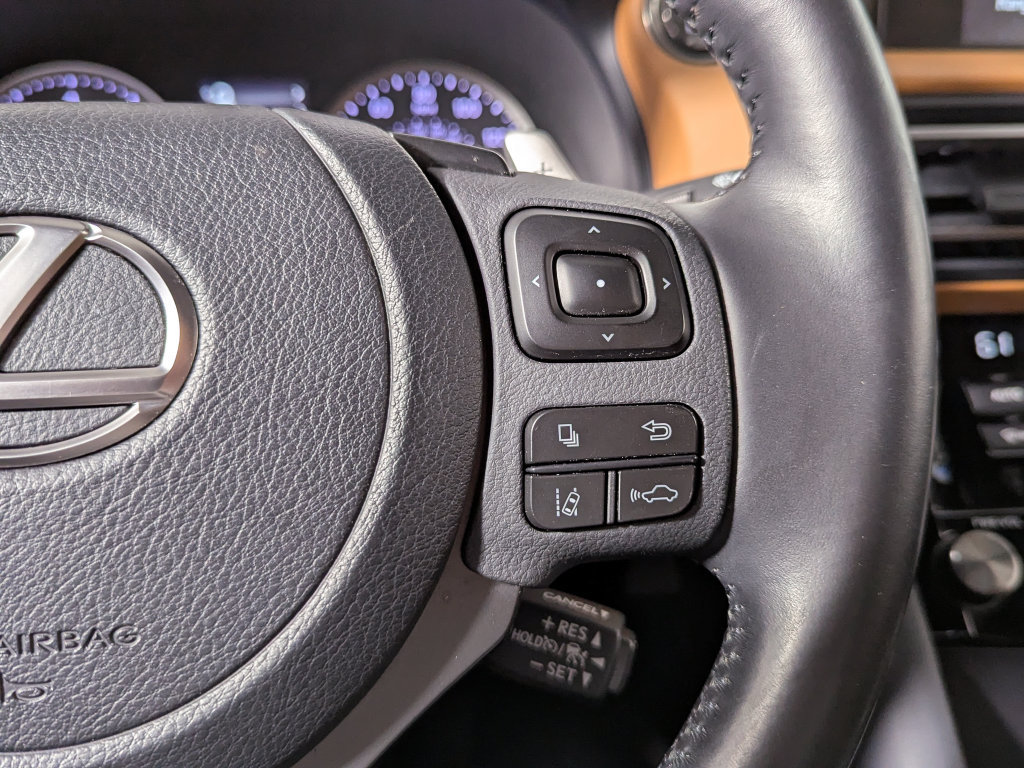 Used 2021 Lexus IS 300 AWD image 21