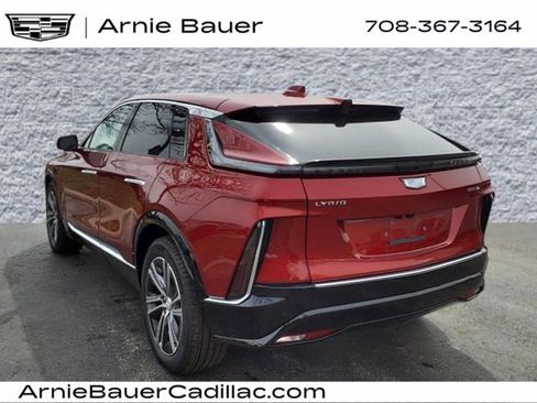 New 2025 Cadillac Lyriq Luxury image 10