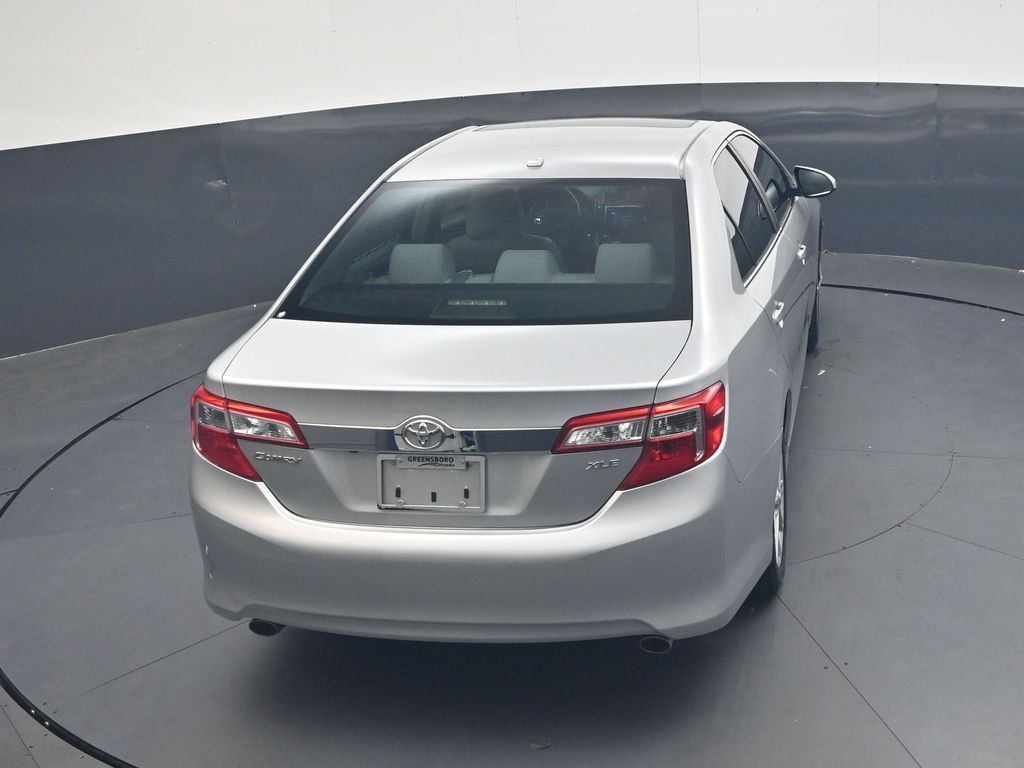 Used 2012 Toyota Camry XLE FWD image 28