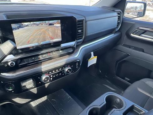 New 2026 GMC Sierra 1500 Elevation image 26