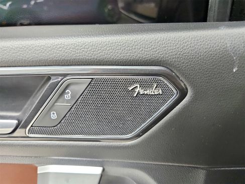 Used 2024 Volkswagen Tiguan SEL R-Line image 35