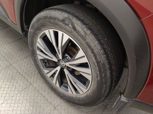 Used 2021 Nissan Rogue SV FWD image 31