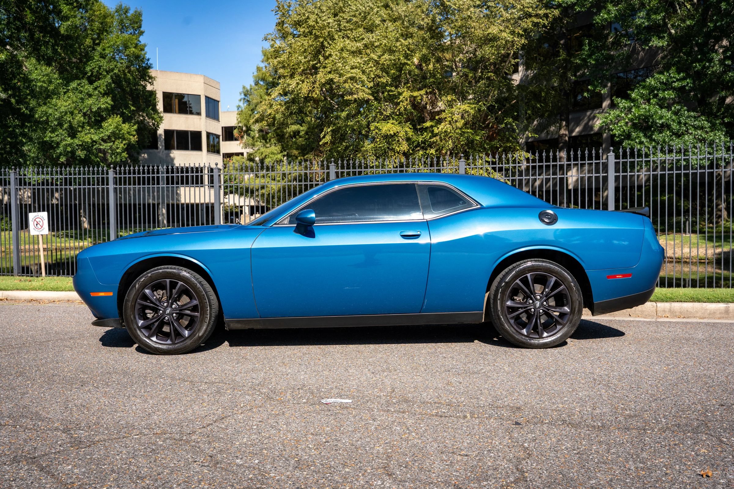 Used 2021 Dodge Challenger SXT w/ Blacktop Package AWD/4WD image 9
