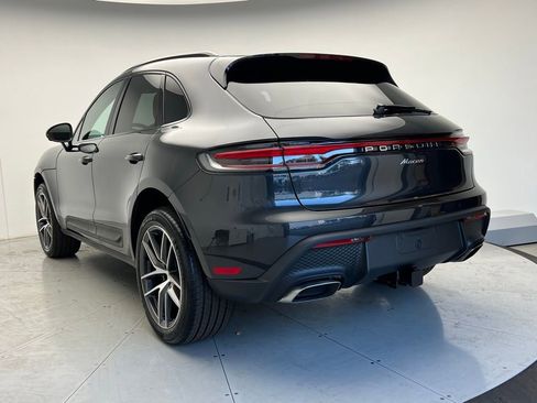 Used 2026 Porsche Macan AWD/4WD image 3